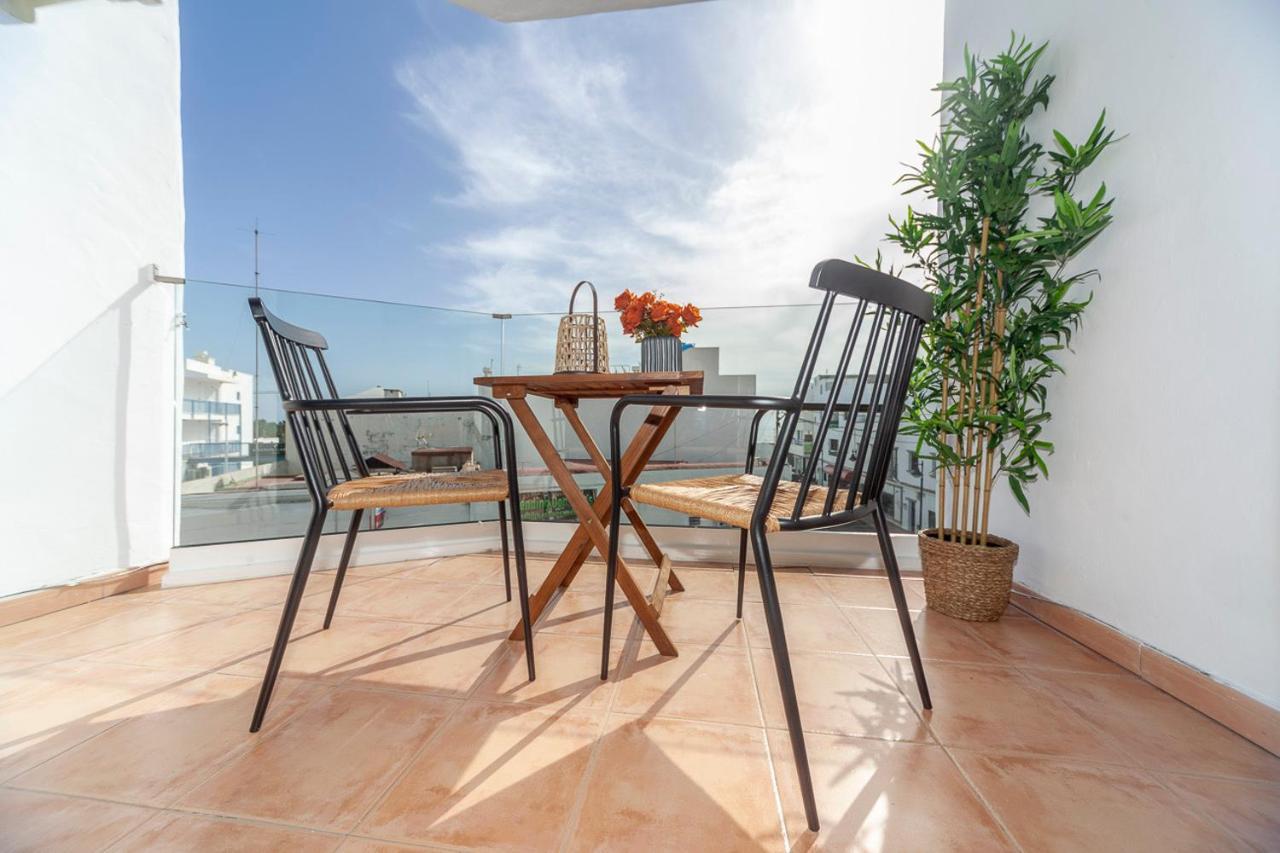 Luxury Suite Ocean Views Tías Екстериор снимка