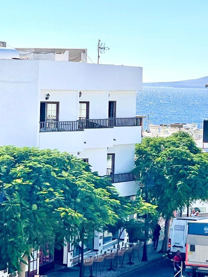 Luxury Suite Ocean Views Tías Екстериор снимка